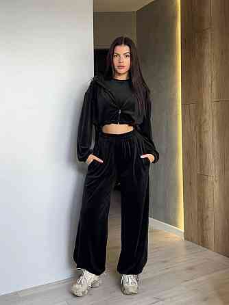 Жіночий прогулянковий костюм-трійка: худі топ і штани велюр плюш Чорний, 44/46 Одеса