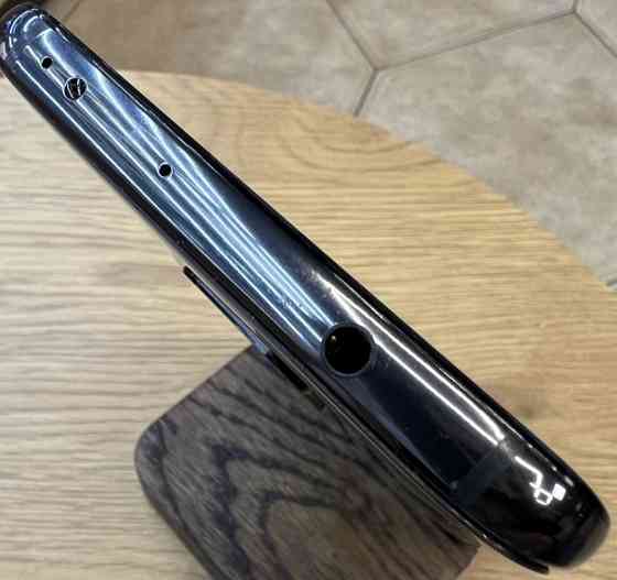 Смартфон: Huawei Mate 20 4/128Gb. Київ