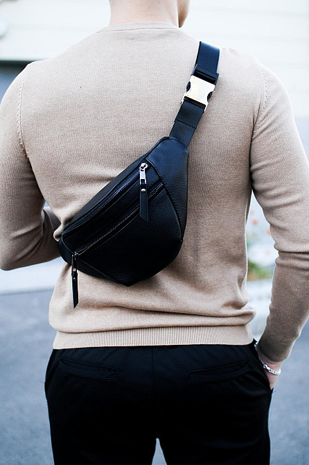 Чоловіча сумка-бананка на пояс з натуральної зернистої шкіри SKILL (Чорна) Суми - фото 2