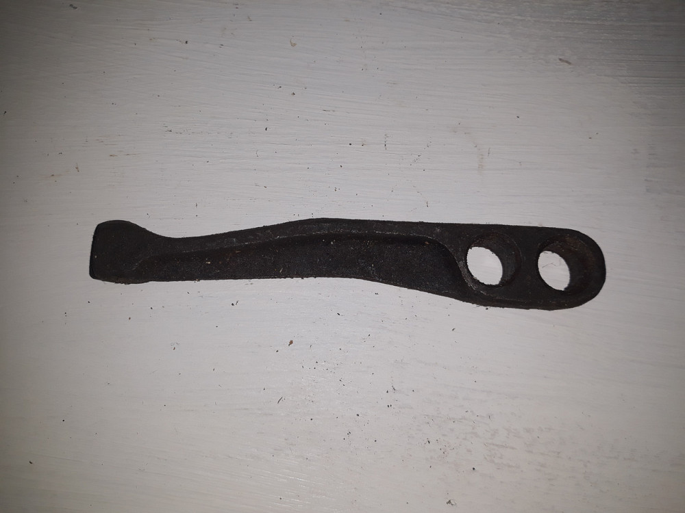 Важіль відтяжний корзини зчеплення (лапка) ЗІЛ-130, ЗІЛ-5301. 130-1601095 Харків - фото 1