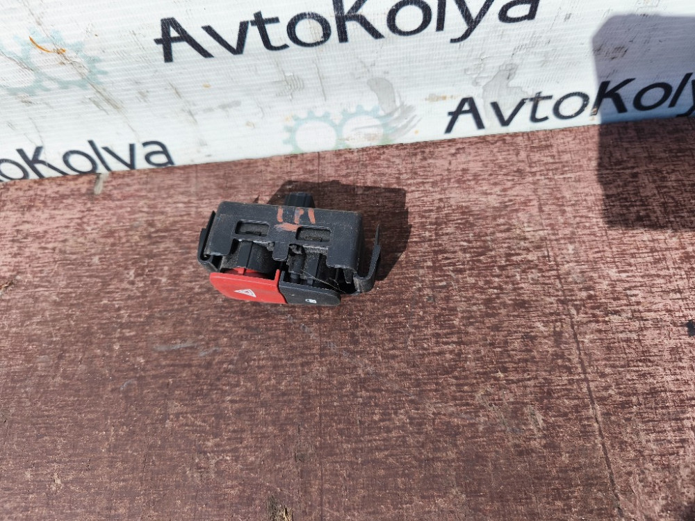 Кнопка аварійки Renault Megane III 2008-2015 (8200214896) Ковель - фото 2
