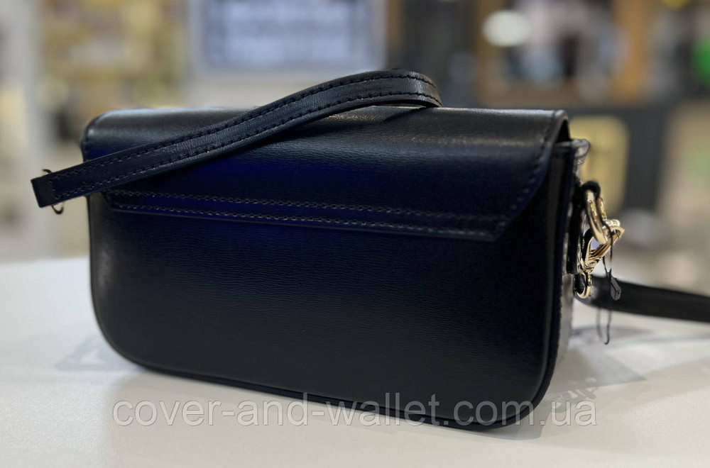 Маленька каркасна жіноча сумка чорного кольору з гладкої шкіри Virginia Conti Київ - фото 9