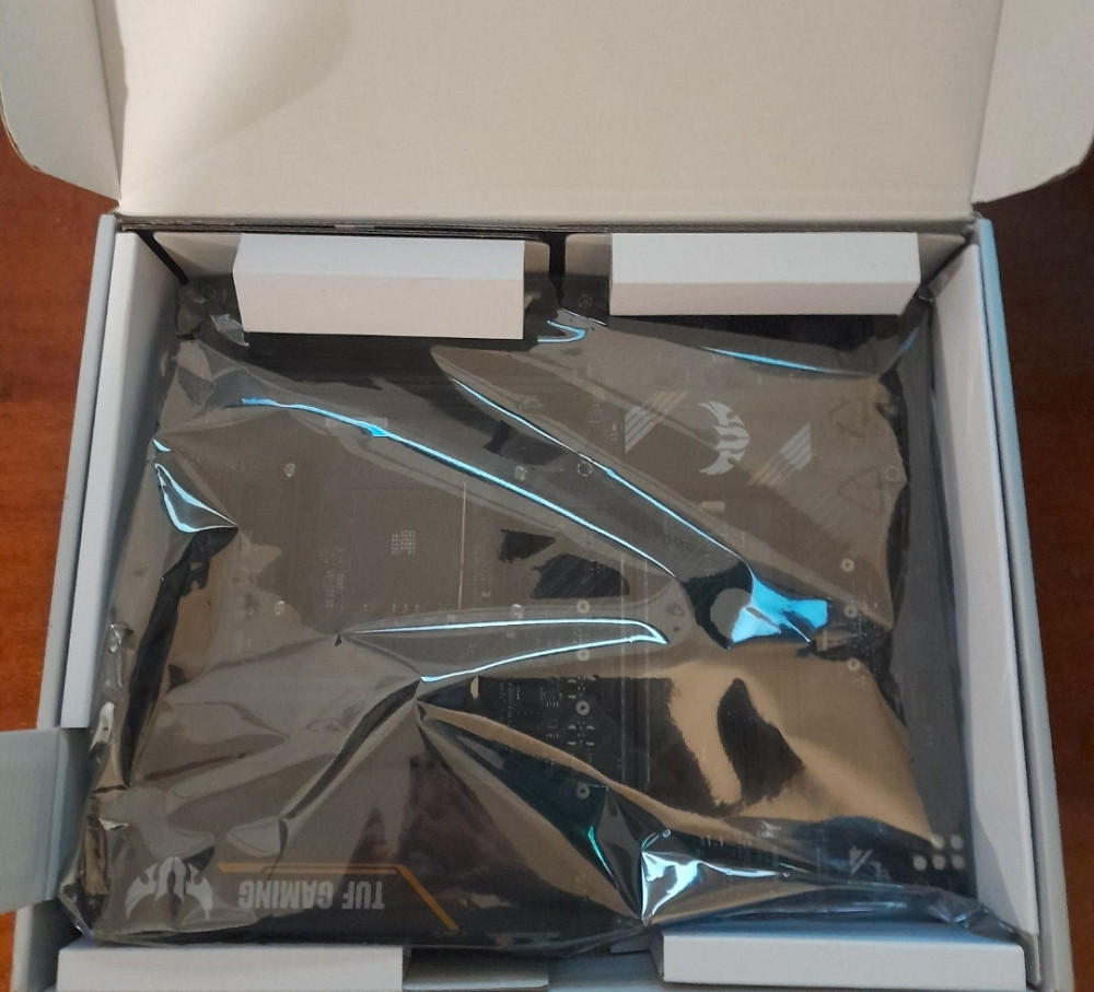 Материнская плата Asus TufGaming B450-plus II. Київ - фото 2