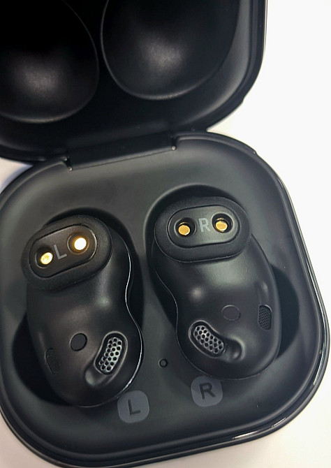 Навушники Galaxy Buds Live Київ - фото 2