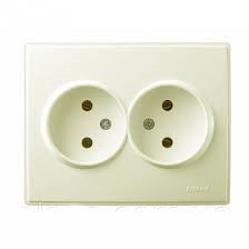 LESYA крем Розетка внутрішня 2-а без заземлення Лезард Житомир - фото 1