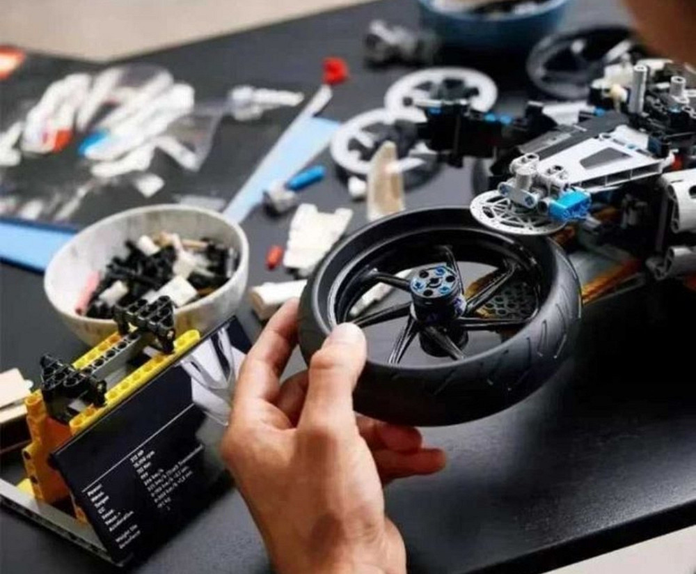 В КОРОБЦІ‼️Конструктор BMW M 1000 RR, LEGO Technic 42130, 1920 дет. Киев - изображение 4