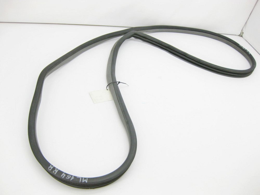 Mercedes-Benz  A1646900398 7G30 Ущільнювач задніх дверей на кузові сірий ML W164 Одесса - изображение 5