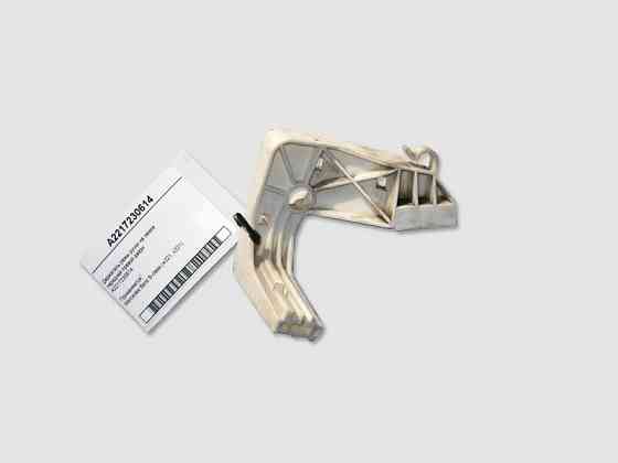 Mercedes-Benz  A2217230614 Утримувач рами ручки на замку передніх правих дверей S-Class W221 Одесса