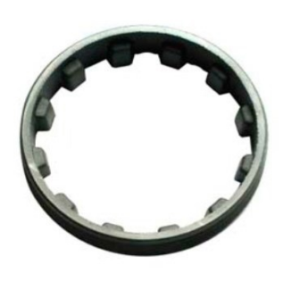 Гайка корпуса редуктора Honda BF35-BF50 Киев