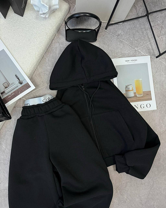 Женский утепленный прогулочный костюм двойка в спортивном стиле трехнить на флисе Одесса - изображение 2