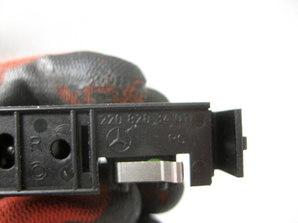 Mercedes-Benz  A2208203401 Плафон освітлення попільнички задніх правих дверей S-class short W220 S-class long V220 Одесса - изображение 7