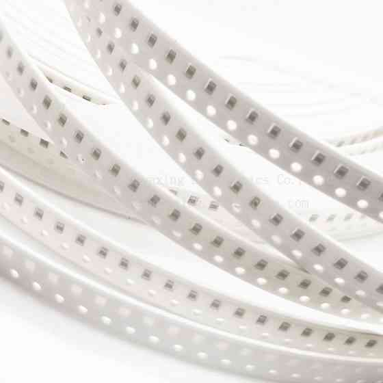 Набор керамических конденсаторов SMD 320 шт, 10 пФ–22 мкФ Киев