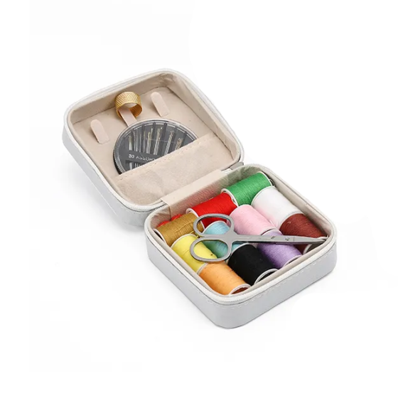 Набор для шитья, нитки иголки и аксессуары для шитья, в белом цвете Каменец-Подольский