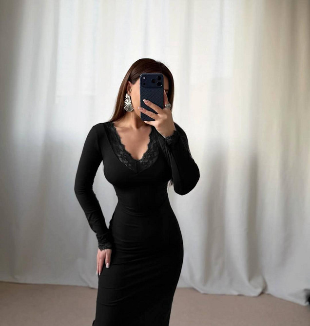 Жіноча романтична елегантна міді сукня і з мереживом віскоза Одеса - фото 3