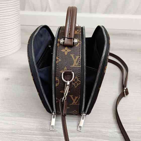 Брендова жіноча сумка. Жіноча сумка маленька через плече. Київ