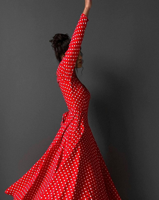 Женское стильное романтическое платье с разрезом софт Красный Одесса - изображение 4