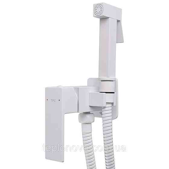 Змішувач гігієнічний TOPAZ ODISS TO 18604-H62-WW Чернівці