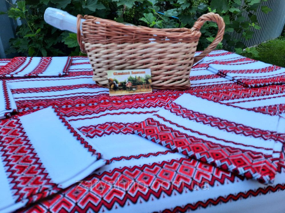 Скатертина з вишитими серветками червона Київ - фото 4