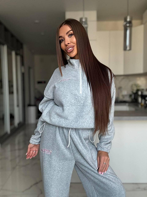 Жіночий костюм з фліс-полару, з вишивкою Одеса - фото 1