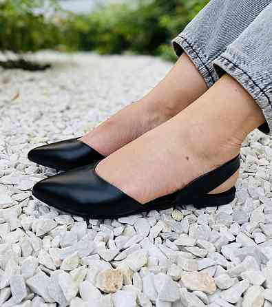 RONE Босоніжки жіночі чорні RONE B-176 літні з натуральної шкіри, із закритим носком р. 38-39 Коломыя