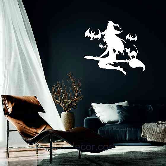 Декоративне настінне Панно «Відьма на мітлі», Декор на стіну 90*80 см, Білий Київ