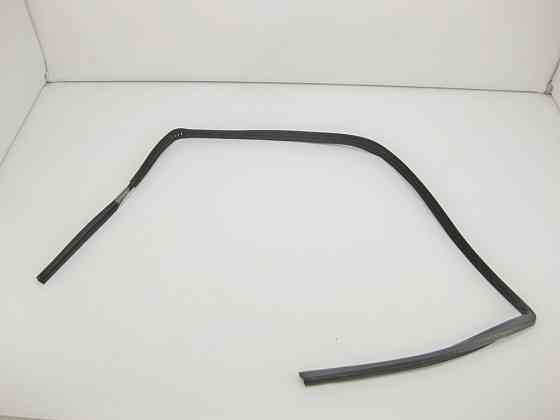 Mercedes-Benz  A2037250425 Ущільнювач опускного скла правих дверей CL203 Sportcoupe C203 Одеса