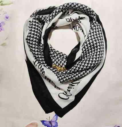 Шарф жіночий з магнітною застібкою Сміла