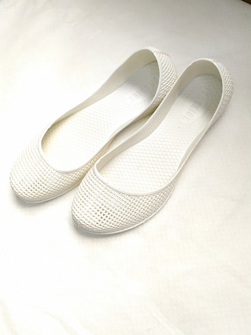 Женские резиновые балетки для пляжных прогулок ЭВА-тапочки летние ежедневные разные цвета Одесса - изображение 3