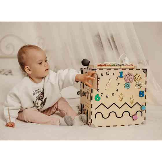 Развивающая игрушка Бизикуб Temple Group TG200126 30х30х30 см Натуральный Винница