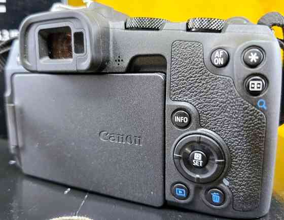 ТОП Стан ! Фотоаппарат Canon EOS RP с Обьективом RF 24-50mm.5000кадров. Киев