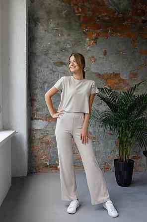Жіночий костюм з трикотажу у рубчик "Мустанг" Бежевий XS/S Харків