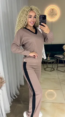 Жіночий костюм з рубчику з брюками палаццо Одеса