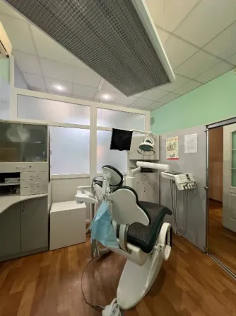 Продам часть помещения — стоматологический кабинет по ул. Чернышевский (Нагорный район) Днепр