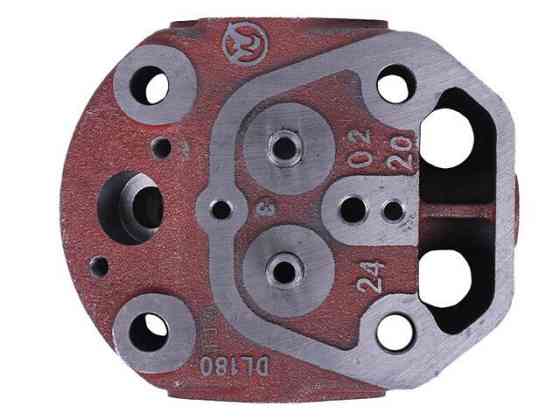 Головка блока циліндра гола на дизельний двигун 180N Мукачево