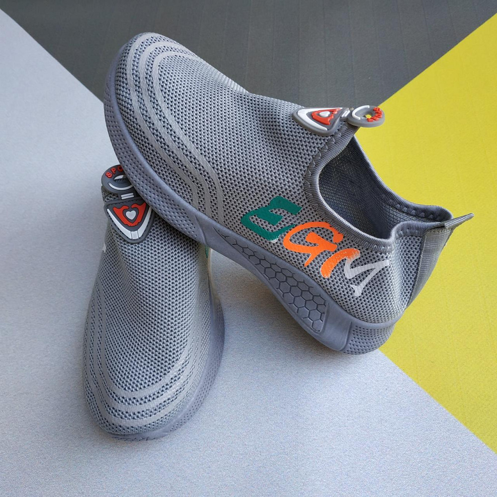 Кросівки спортивні текстильні сірі маломірять 19см 32р Київ - фото 1