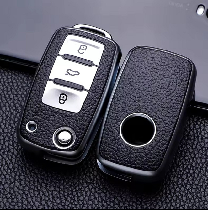 Чохол для автомобільного ключа шкіра ТПУ 350 мм на 650 мм чорний Київ - фото 1