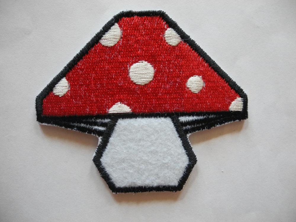 Нашивка Мухомор (оригами) Запоріжжя - фото 1