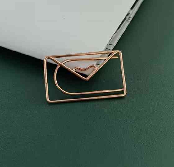 Набор металлических скрепок закладок 10 шт в форме конверта с сердцем, декоративные скрепки для книг и планера Киев