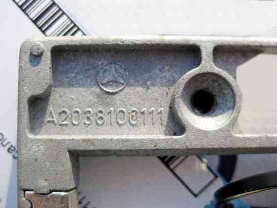Mercedes-Benz  A2038100111 Кріплення - пластина салонного дзеркала C-Class W203 W204 CLC CL203 Sportcoupe C203 E-Class W212 C207 CLS C218 Одесса