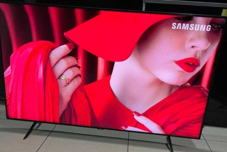 Телевізор Безрамний: 65" 4К, 120 Гц. QLED Smart Samsung 65Q60R. Харків - фото 2