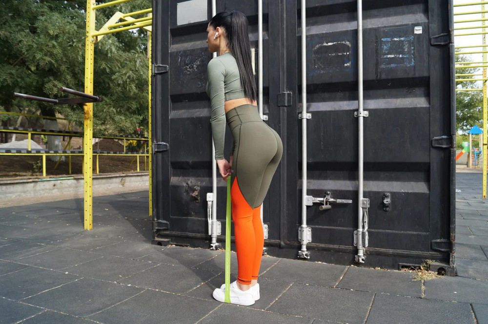 Резинка для фітнесу PowerPlay 4114 Mini Power Band 0.8мм. Light Зелена (5.5 кг) Луцьк - фото 7