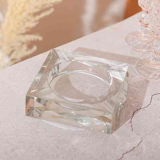 Квадратная стеклянная пепельница для сигарет 13 см Киев