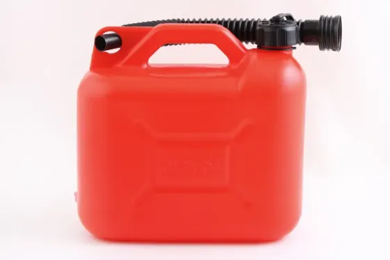 Канистра пластик.  5л с гибкой лейкой Hico красная Винница