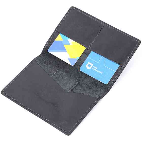 Сучасна шкіряна обкладинка на паспорт з утримувачем для Apple AirTag Чорний (GRANDE PELLE) Київ