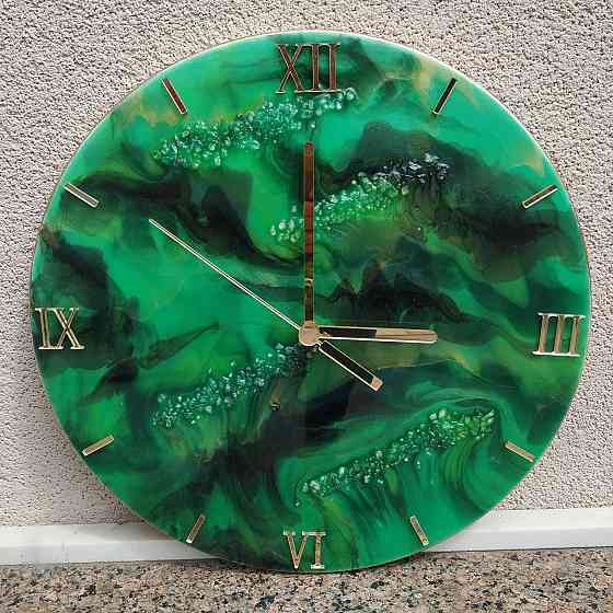 Часы настенные 40 см из эпоксидной смолы ручной работы Днепр