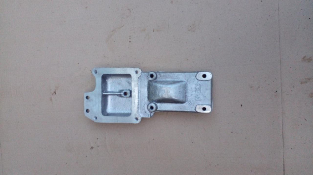 Крышка блока верхняя (крепления воздушного компрессора) ЯМЗ-236, ЯМЗ-238. 236-1002255 Харьков - изображение 1