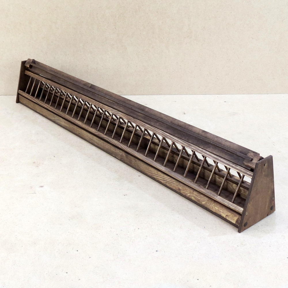 Деревянная кормушка для голубей 