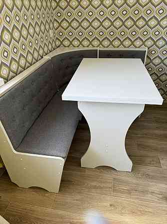 Уголок на кухню со столом 154х114 см (комплект угол и стол) - Белый (без табуреток!) Львов