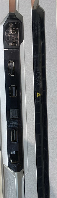 Play station 4 pro 1 TB, 3 джойстики. Харків - фото 1