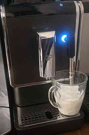 Кофемашина Tchibo Esperto Latte. Киев